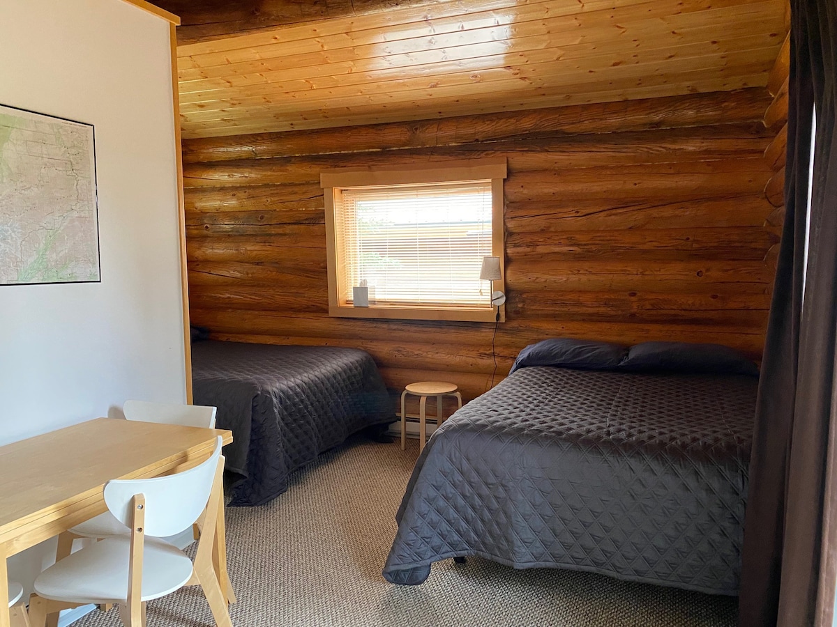 Cute Clean Cabin #5