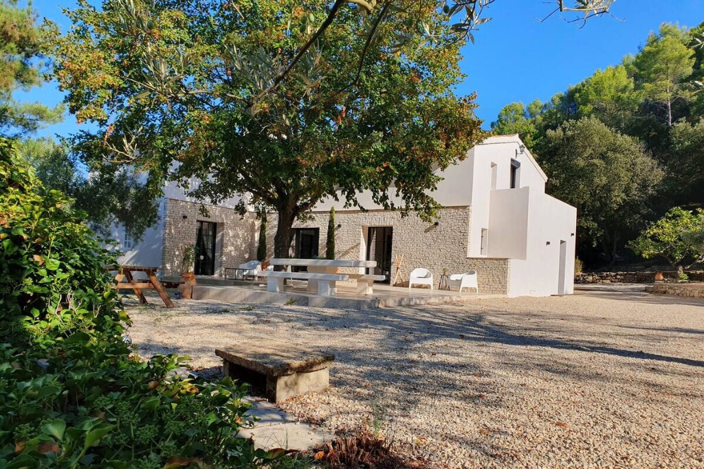 Villa in Provence with heated pool