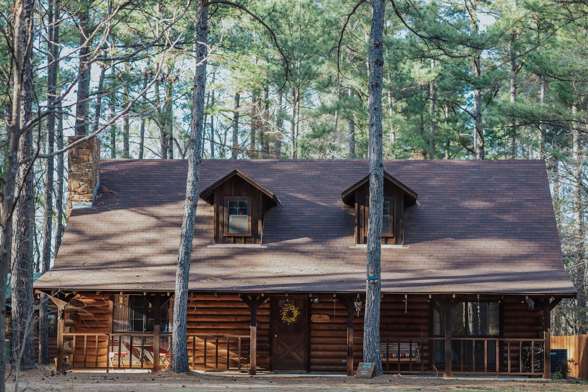 Peaceful Cabin in the Woods