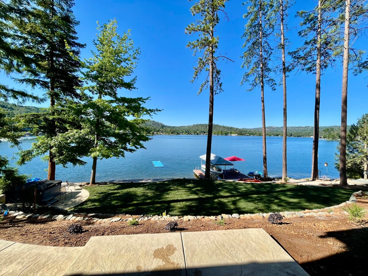 California Lakefront Home