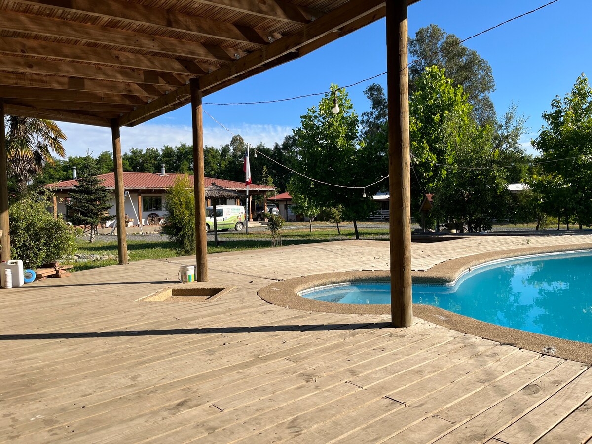 Habitación en campo con piscina