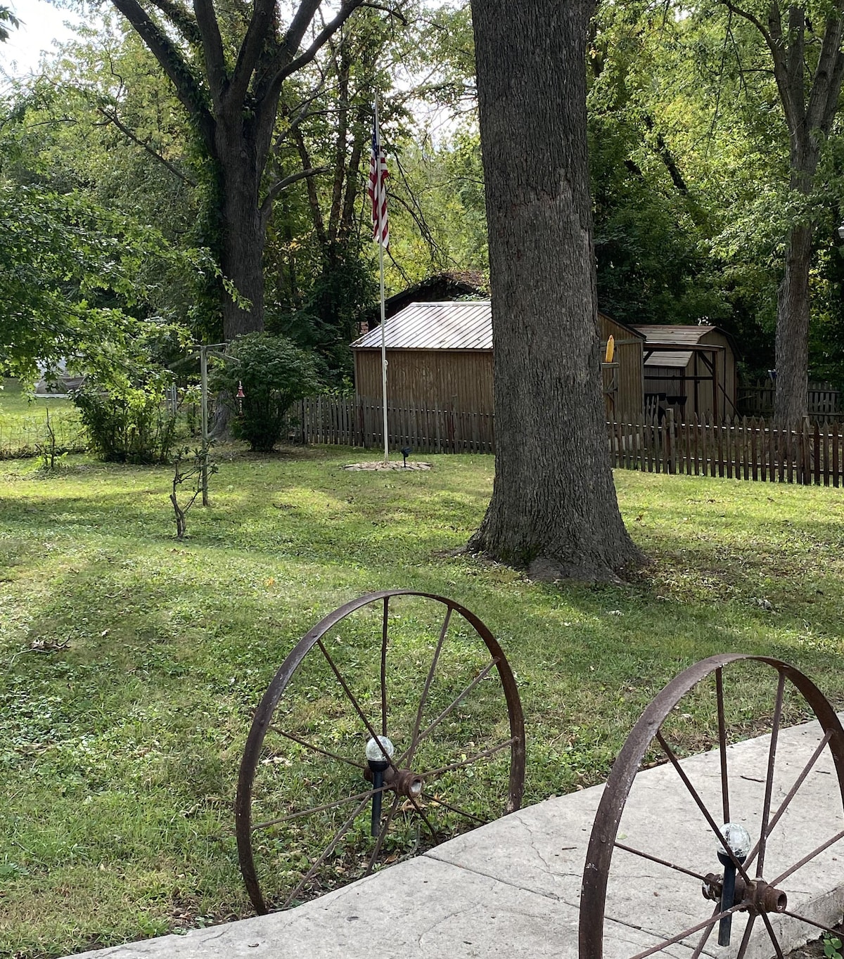 Family friendly home near trail in Rocheport, MO