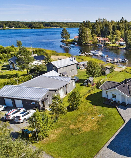 Villa Rinneln. Egen sandstrand nära Umeå