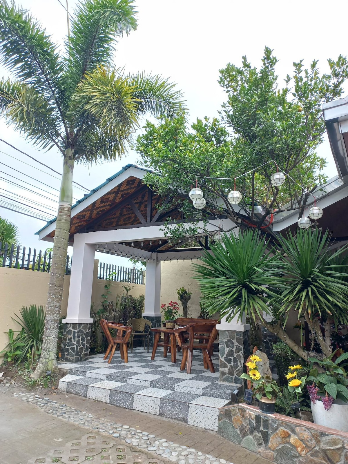 Manoir de Raphael - Tagaytay Staycation House
