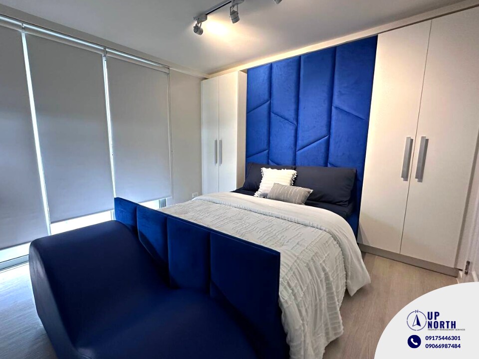The Bluing Den at  Azure North