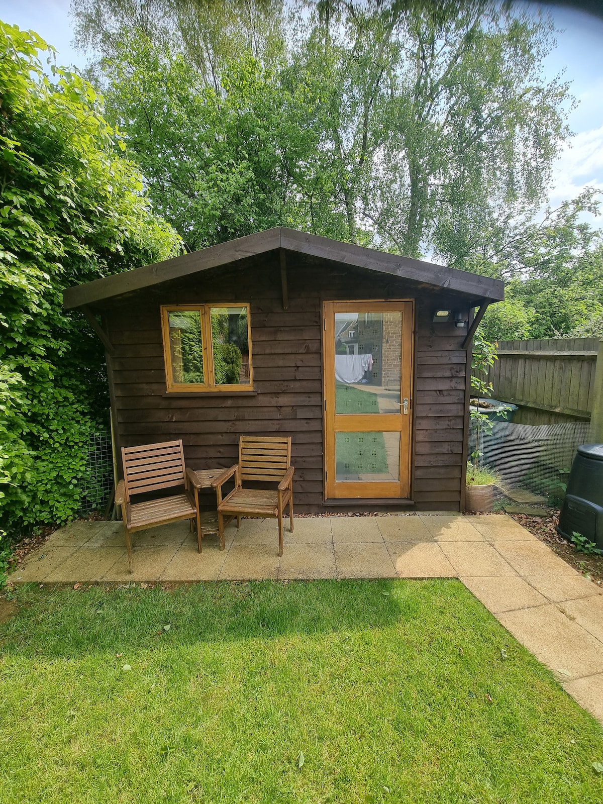 Cute cabin on the edge of the Cotswold's