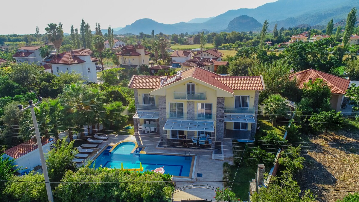 Dalyan Tulip Palace Villa