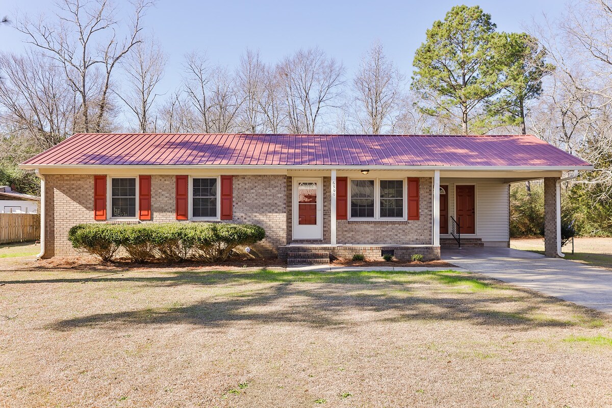 The McClellan Home w/King Suite