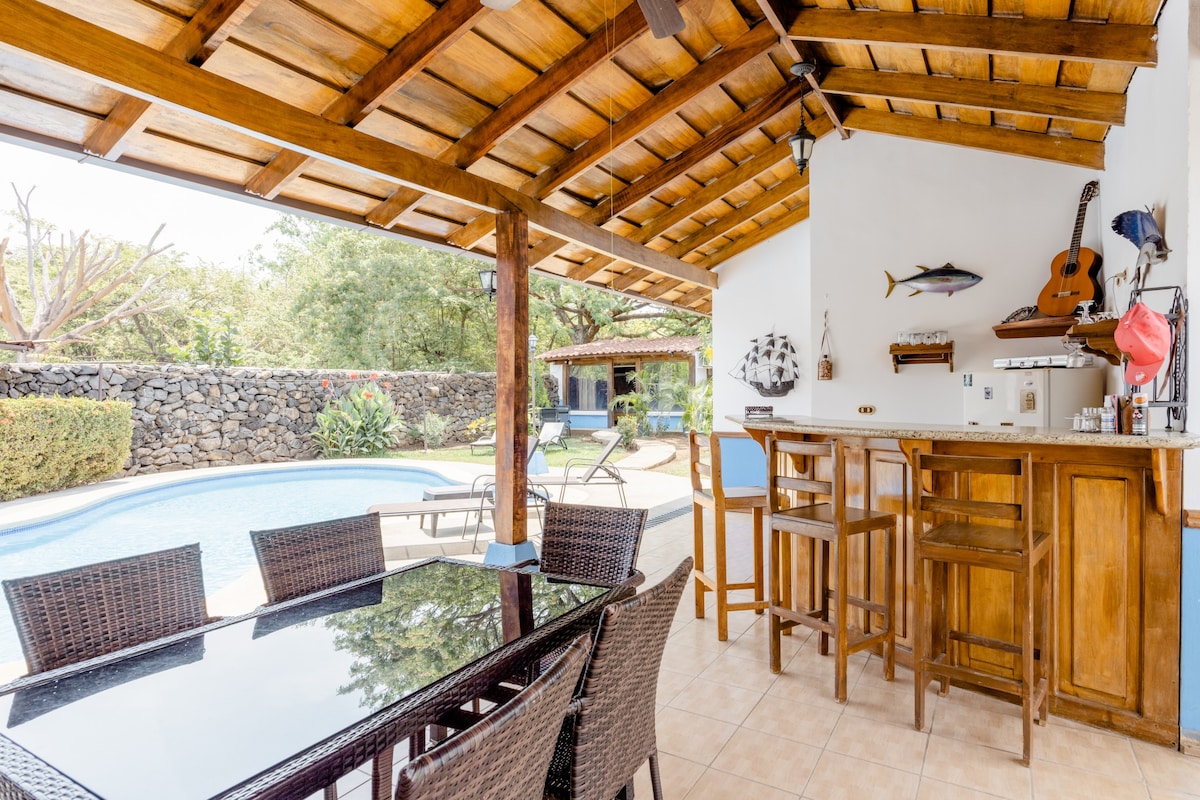 Casa Colonial  with Pool & Garden | 4BR, 4BA