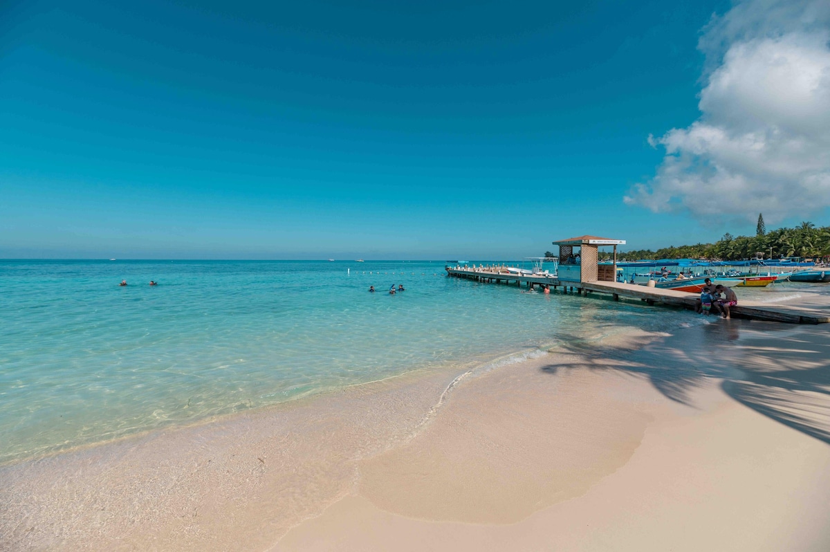 无边湾水疗和海滩度假村（ Infinity Bay Spa & Beach Resort ） -无度假村费用！