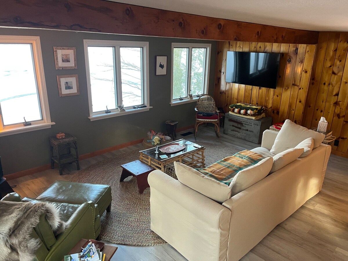 Maine Lakehouse - sleeps 6