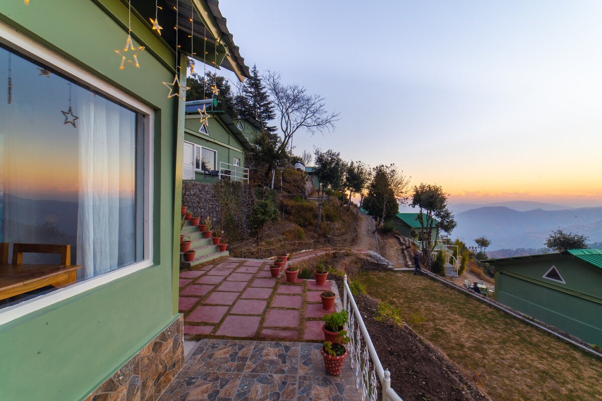Deluxe Private Cottage in Nainital