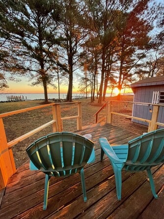 Sunrise Waterfront Cottage