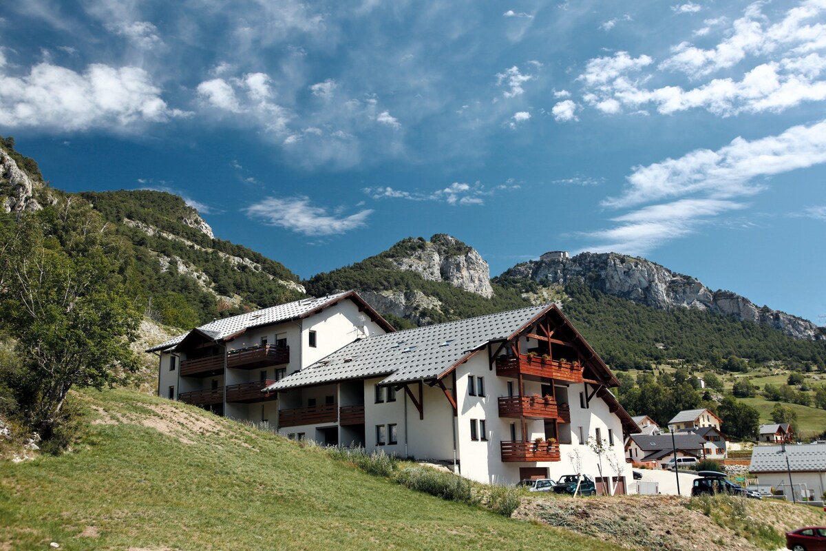 可欣赏阿尔卑斯山美景的「理想」公寓