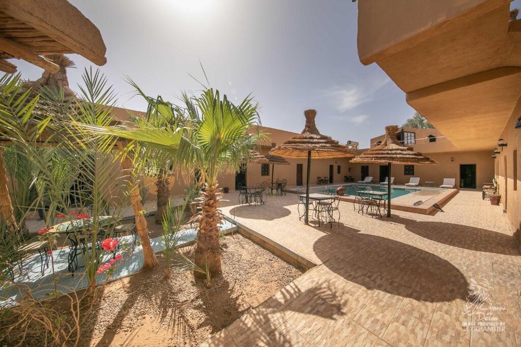 Guesthouse luxe-style and pool in merzouga