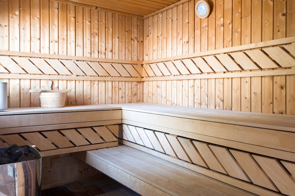 Maison Acacias avec piscine chauffée, spa et sauna