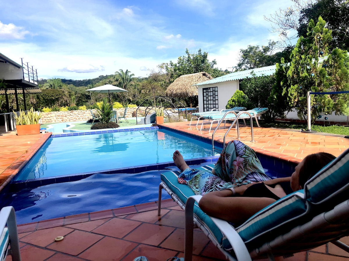 Cabaña para 10 en finca eco turística villa lucho