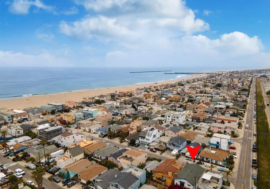 Steps Away from Silver Strand Beach/Sand- 3BR Home