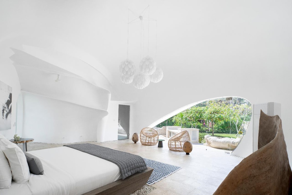 Unique luxury 3 bedroom villa