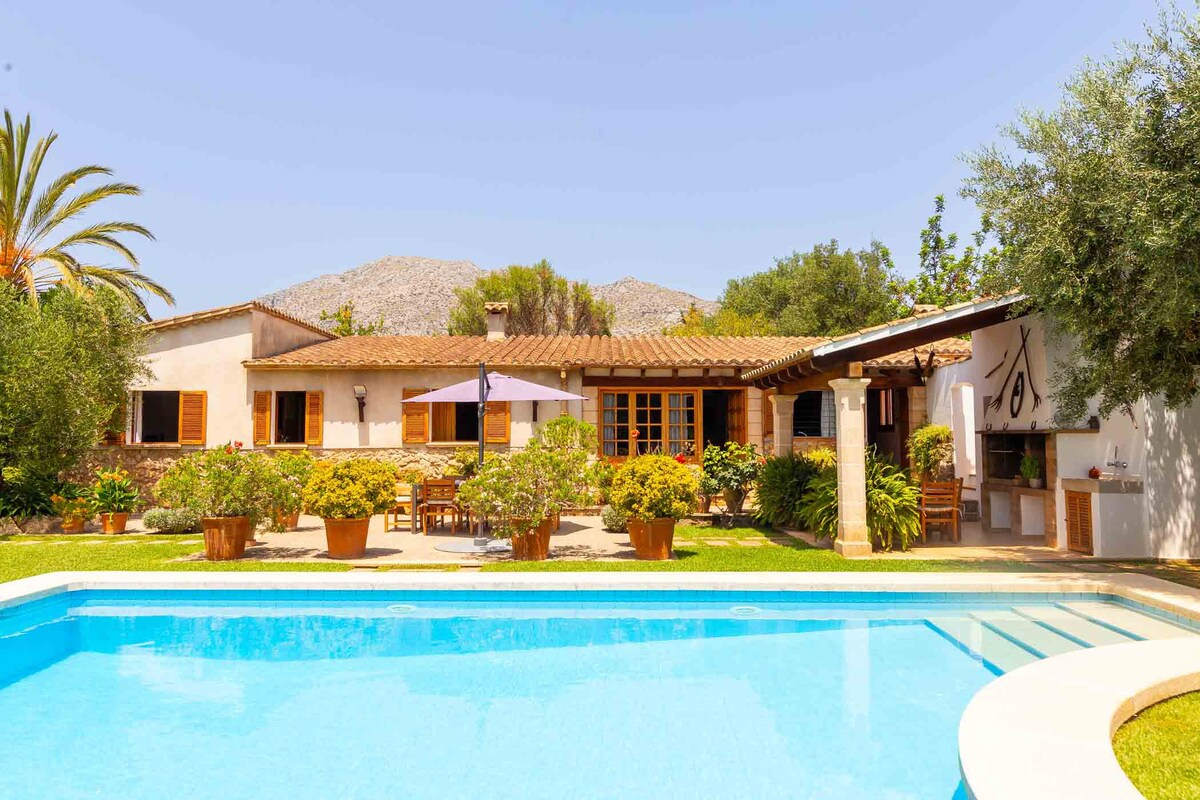 Beautiful finca with private pool in Pollensa