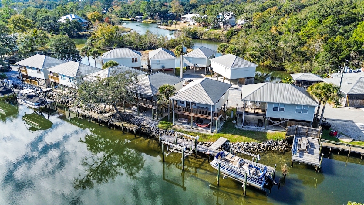 Bon Secour Relax on the River -  Riverfront House