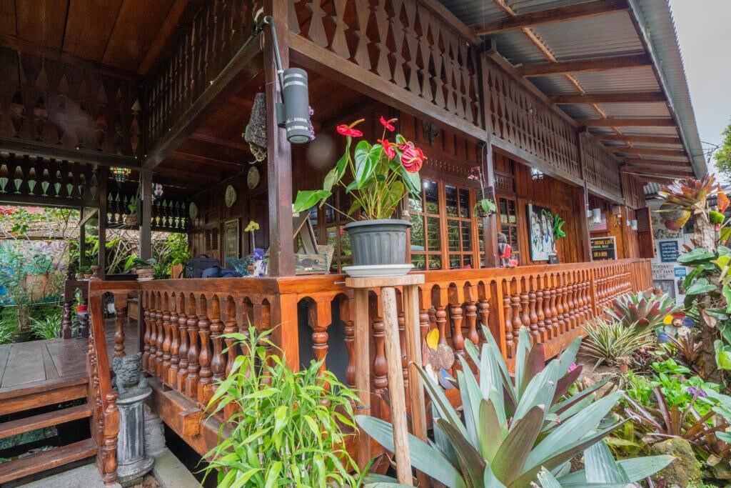 苏拉威西古屋（ Antique Sulawesi Wooden House ）