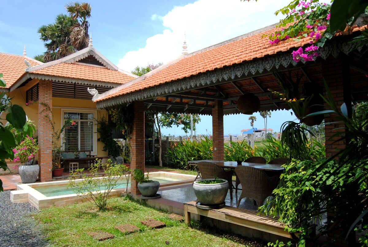 Villa, un havre de paix avec piscine à Kampot