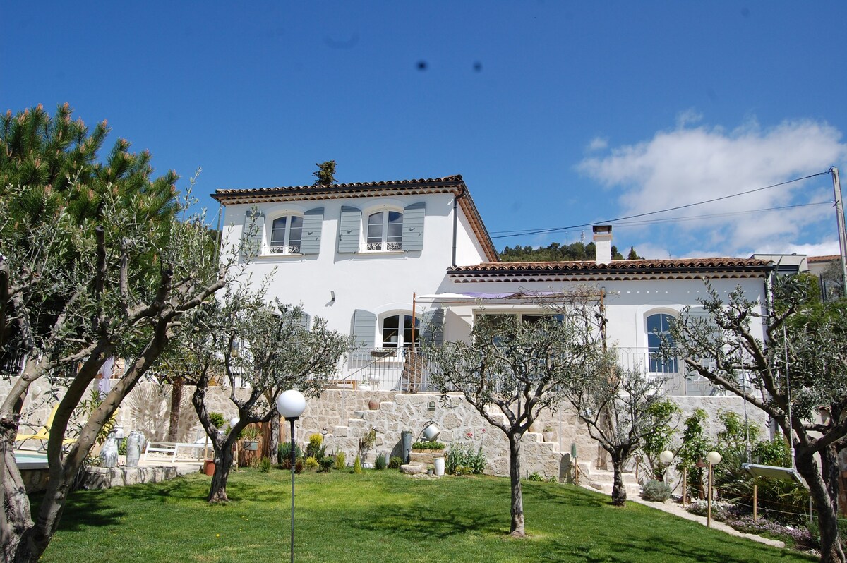 Villa 8 personnes avec piscine