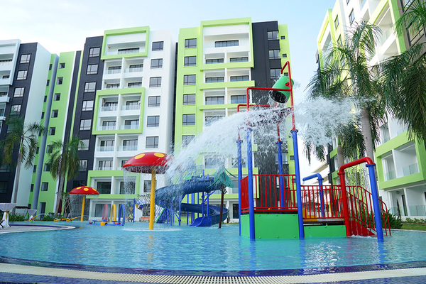 B36PoolView@Waterpark Manhattan Ipoh Netflix