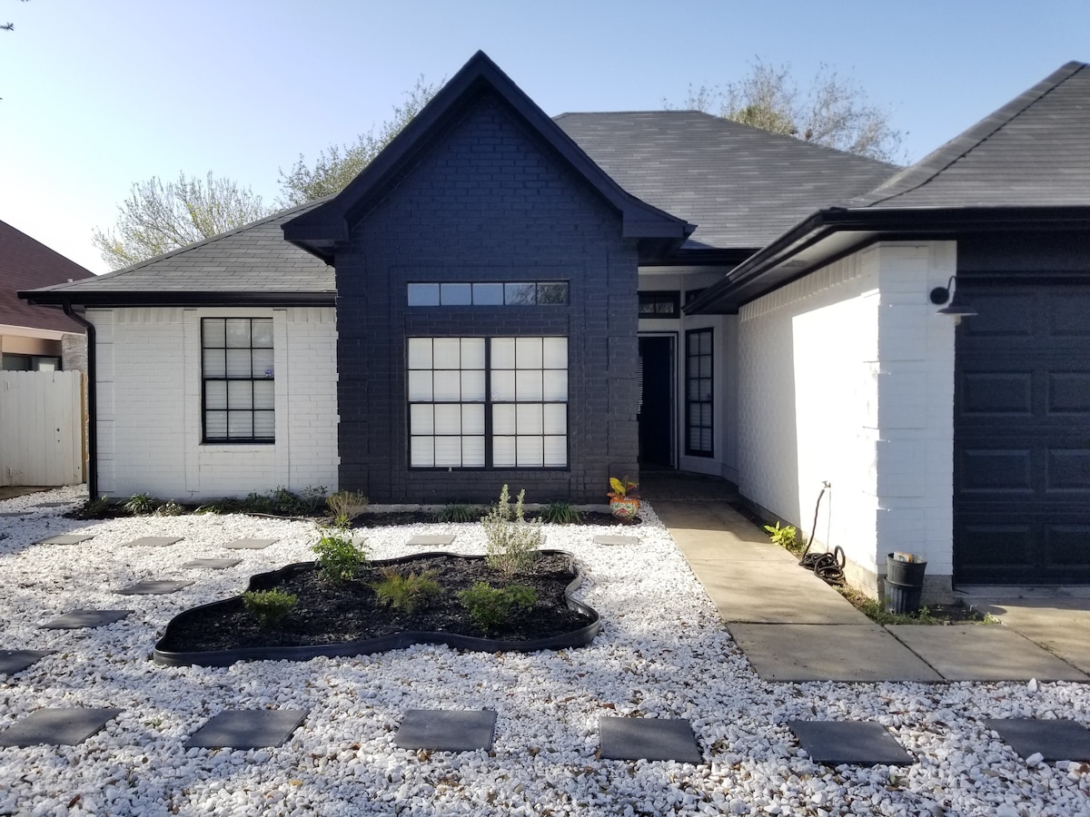 La Puerta Azul - Beautiful home in Mission, TX