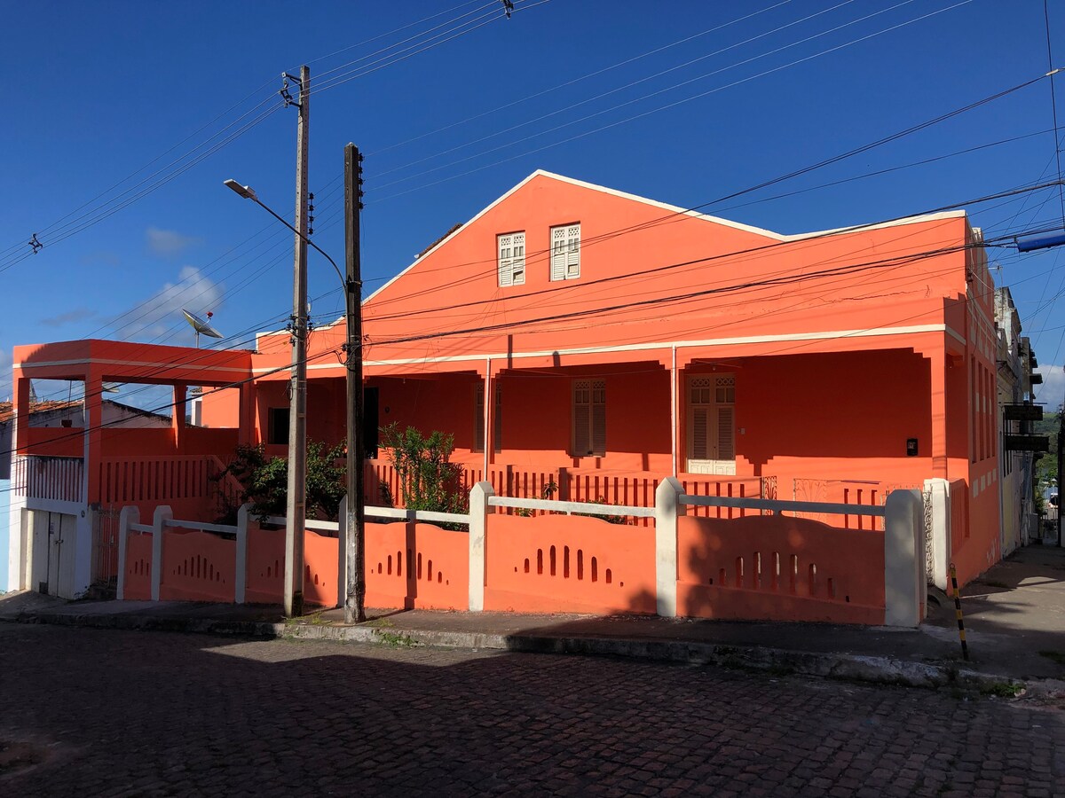 Quarto: CASA no Centro-Penedo/AL