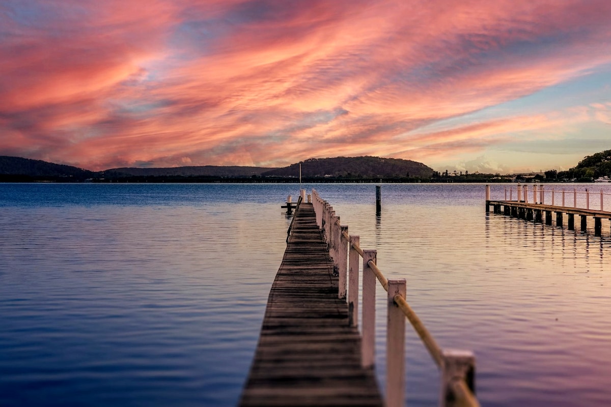 Waterfront with Jetty Holiday Home