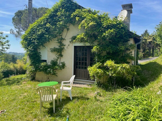 Charmant cottage vue Pyrénées