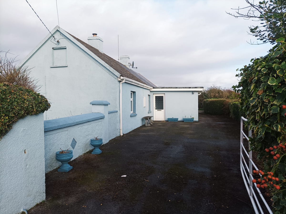 Co Waterford Ardmore Ballyquin Cottage