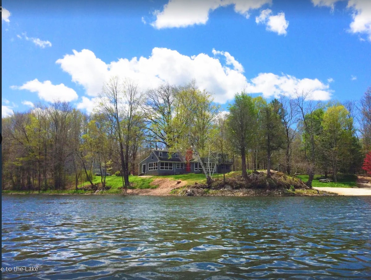 Vacation Rentals on Castle Rock Lake Wisconsin: A Secluded Paradise Awaits