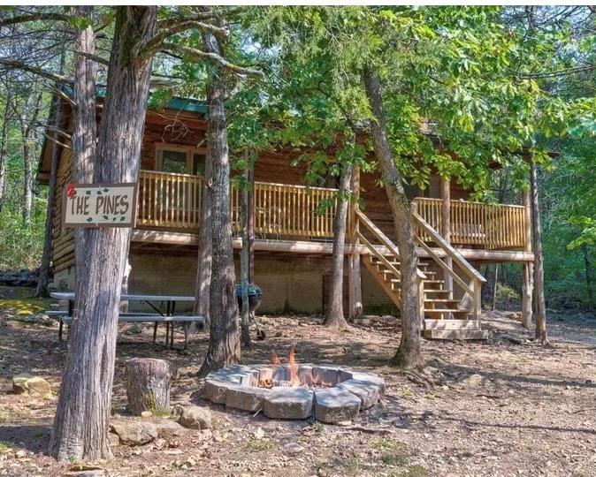 Lakeside Log Cabin