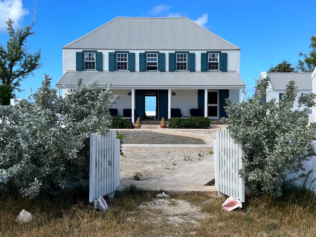 Half Way House, Salt Cay, TCI