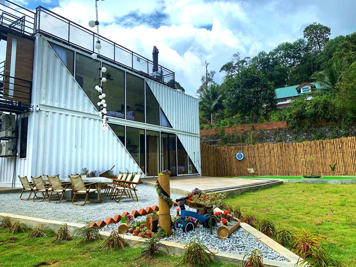 The White Box Villa (Genting Highland Foot Area)