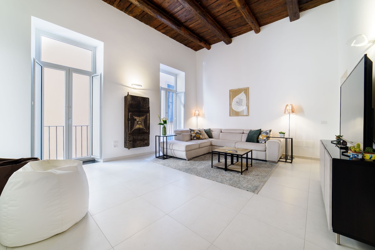 Casa Maris, luxury and comfort in historic Salerno