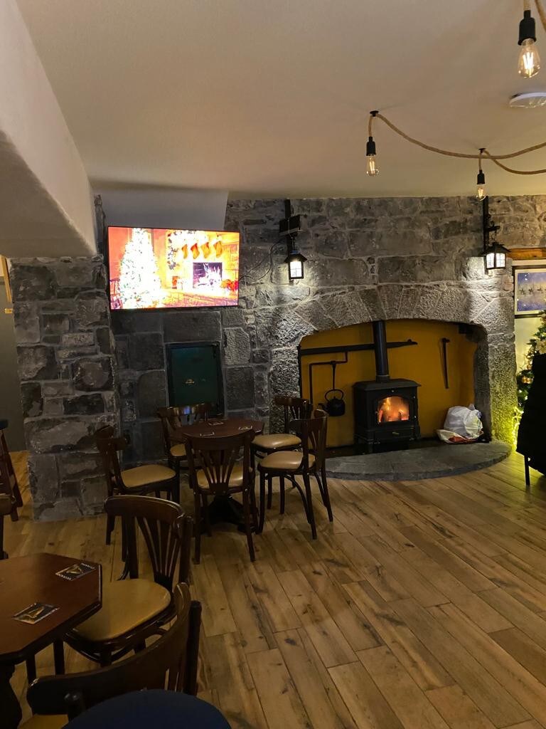 The Burren Inn - Double & Single