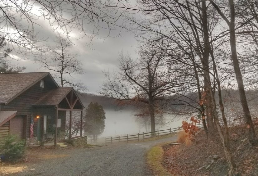 Cottage at Lake Tranquility