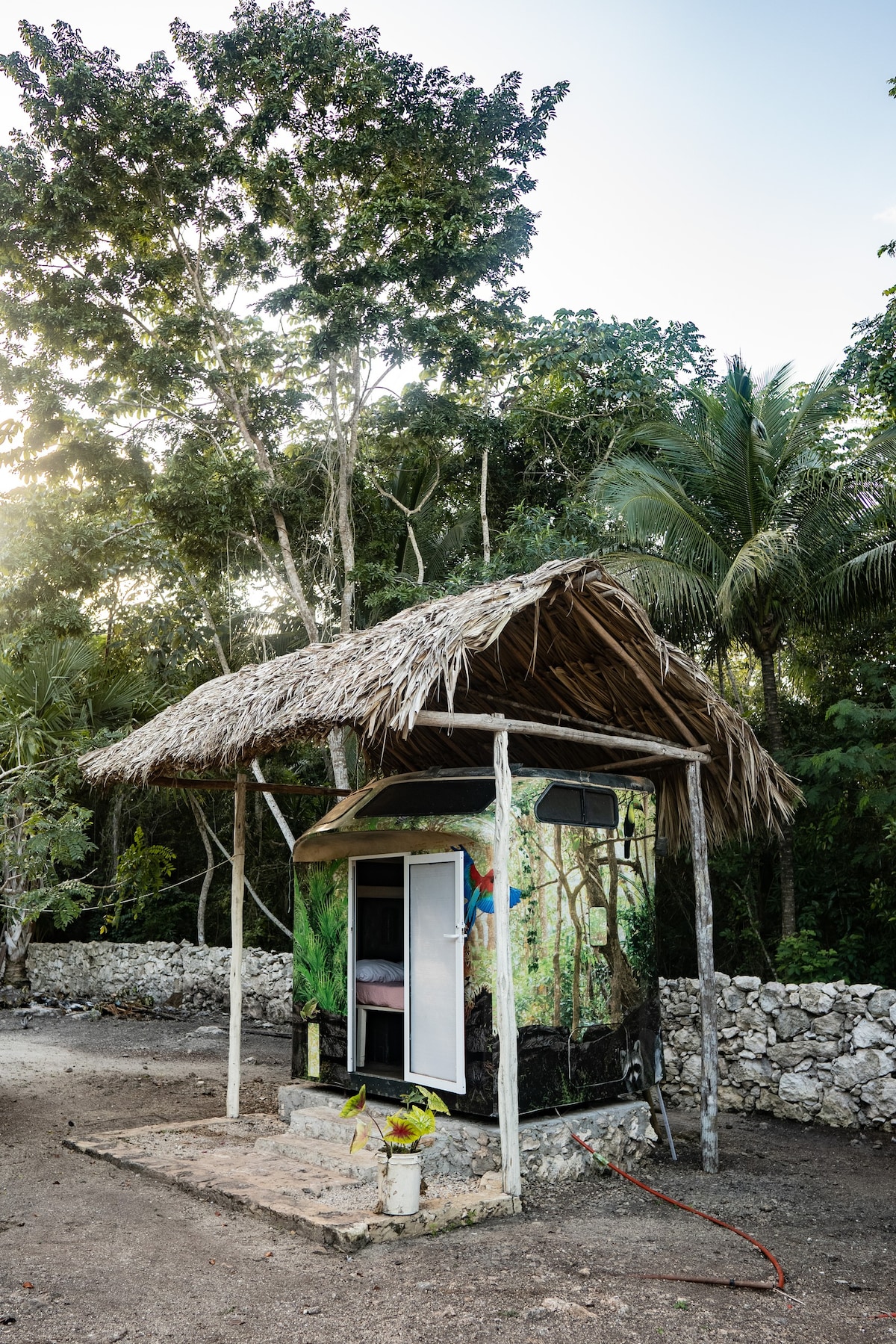 Cabina para 2 a orilla de laguna de Bacalar