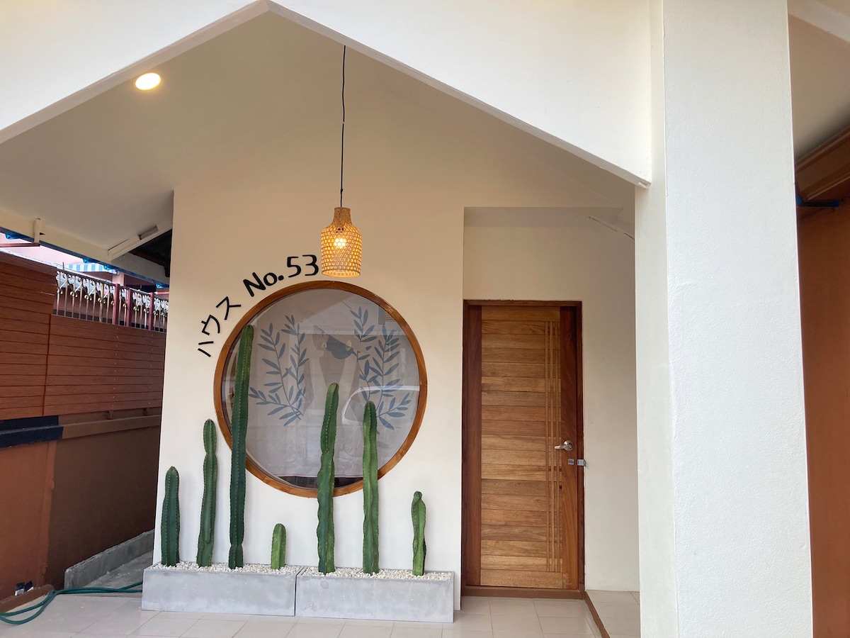 2 Bedrooms house near Nimman 4-6guests