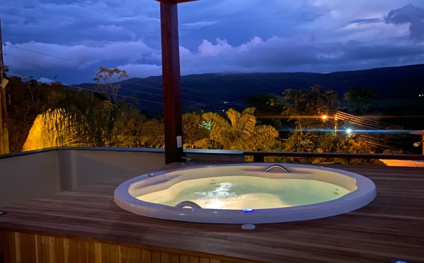 Bangalô Vale - Jacuzzi - Café da manhã