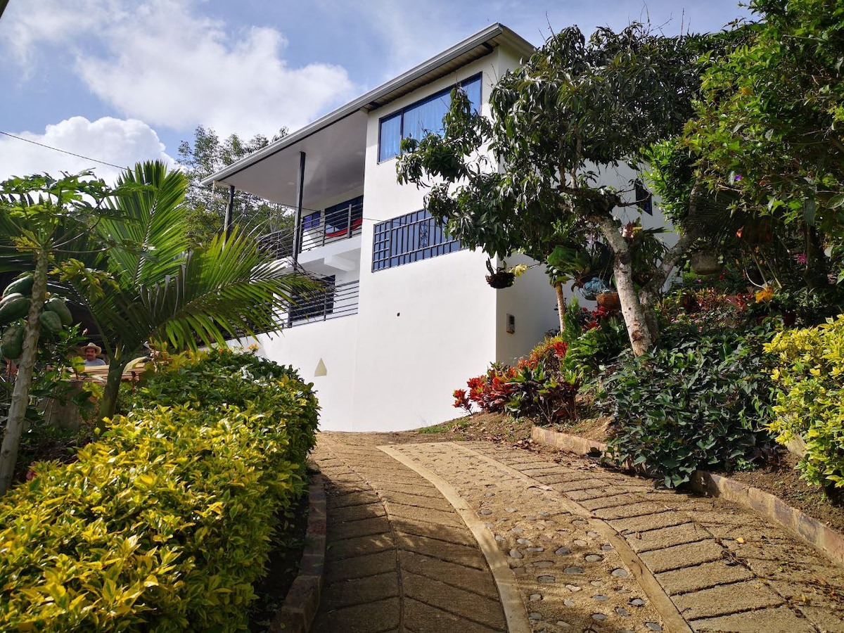 Hermosa Casa, vista panorámica