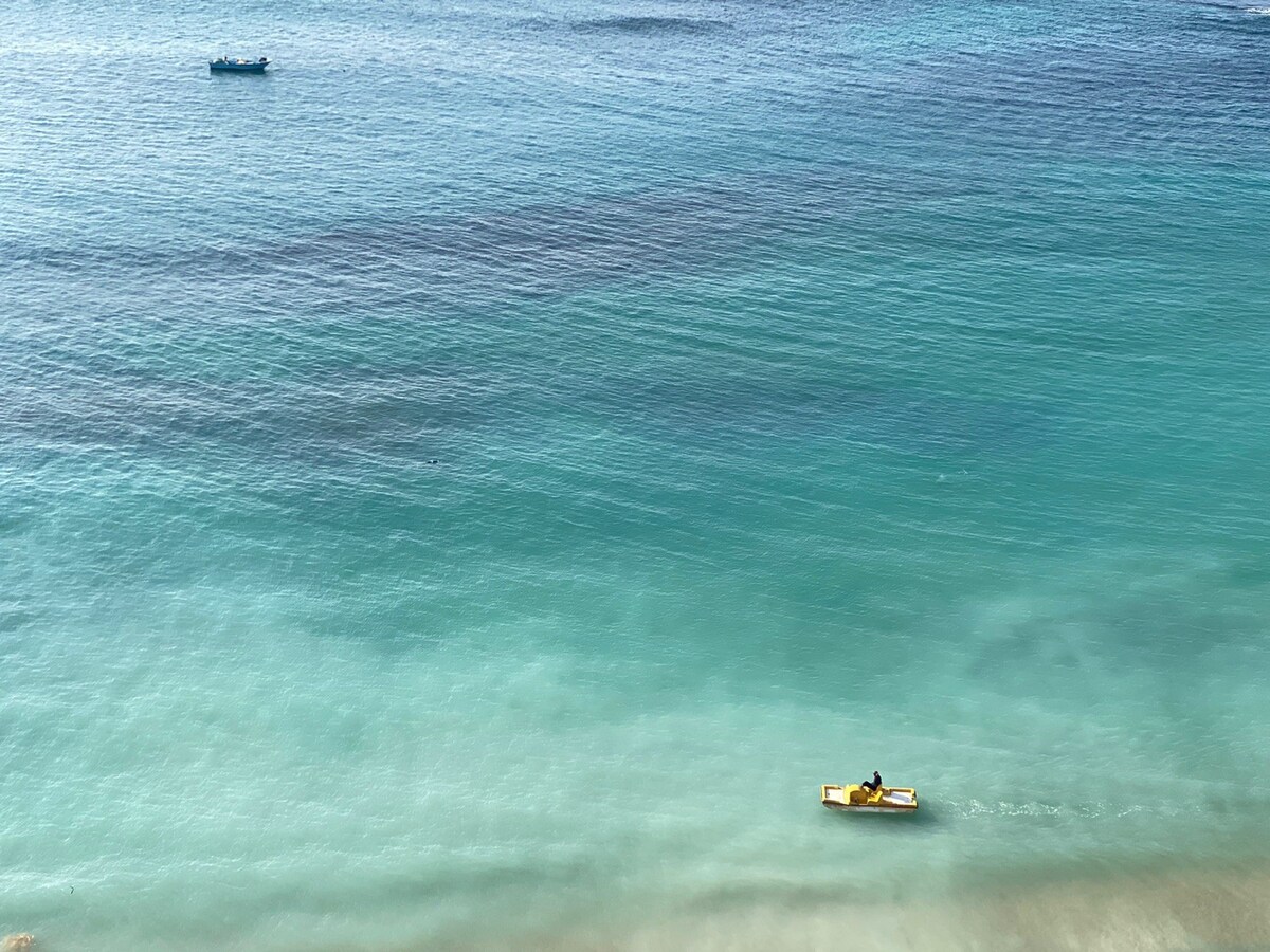 宽海景三卧室公寓