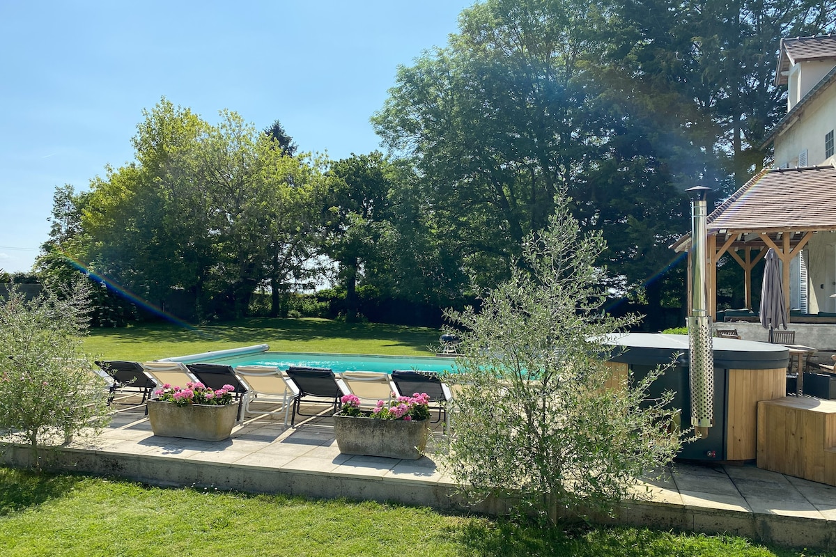 PINK House Piscine Nordic Bath-LodgesdeBonfruit