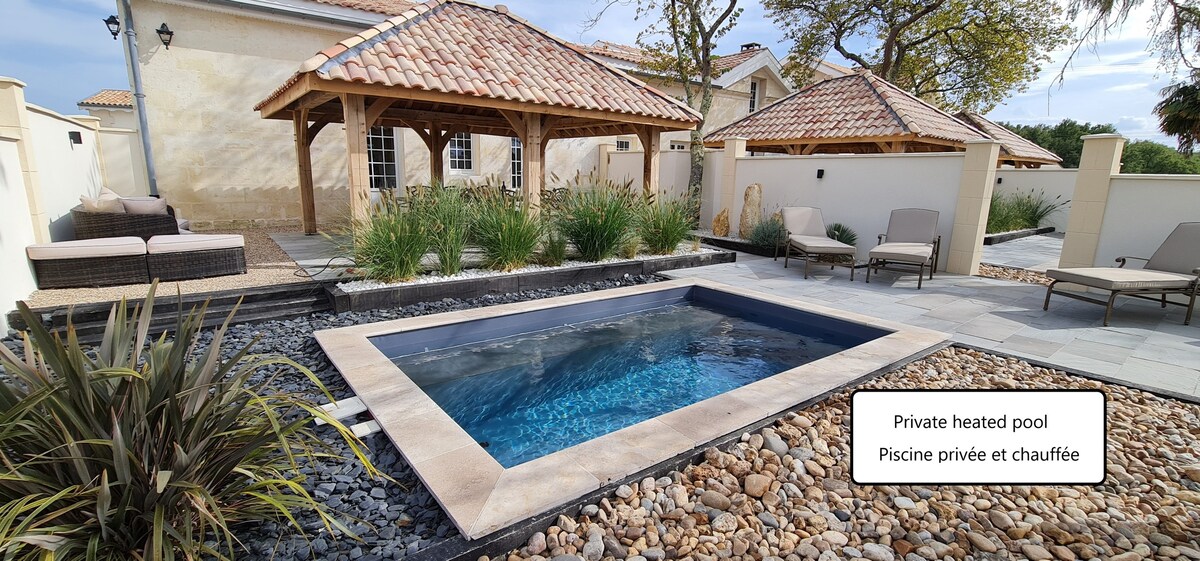 Dom Peyreton -The Barn 5* luxury cottage with pool