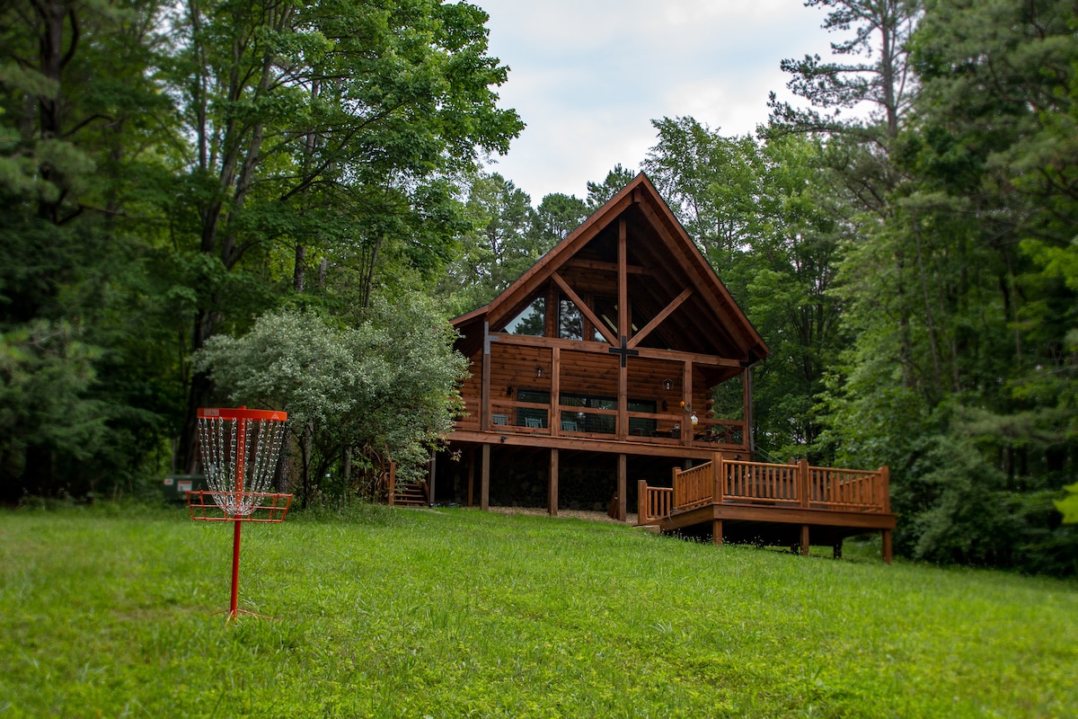 Howdybrook Basecamp | Hocking Hills Cabin