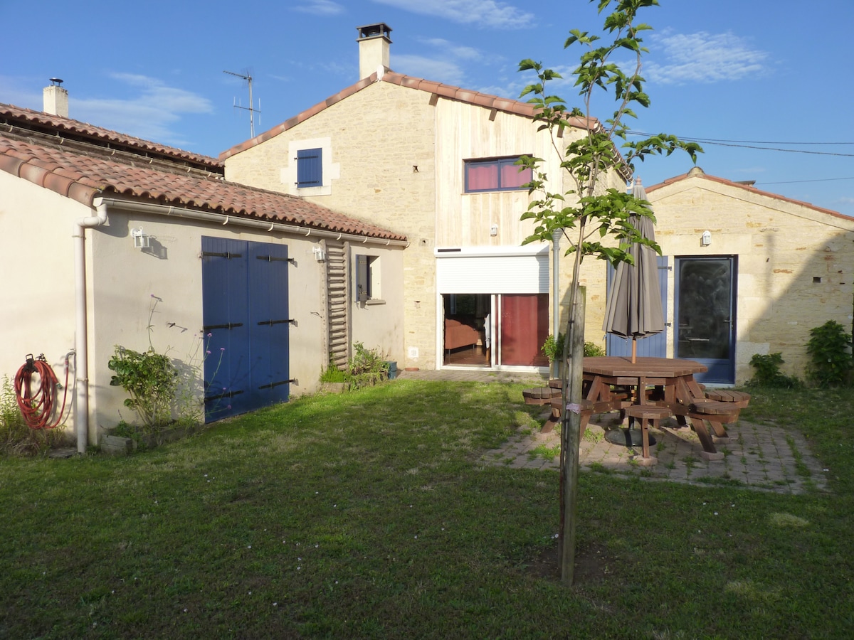 Le Petit Cloucq gîte à Damvix Venise Verte